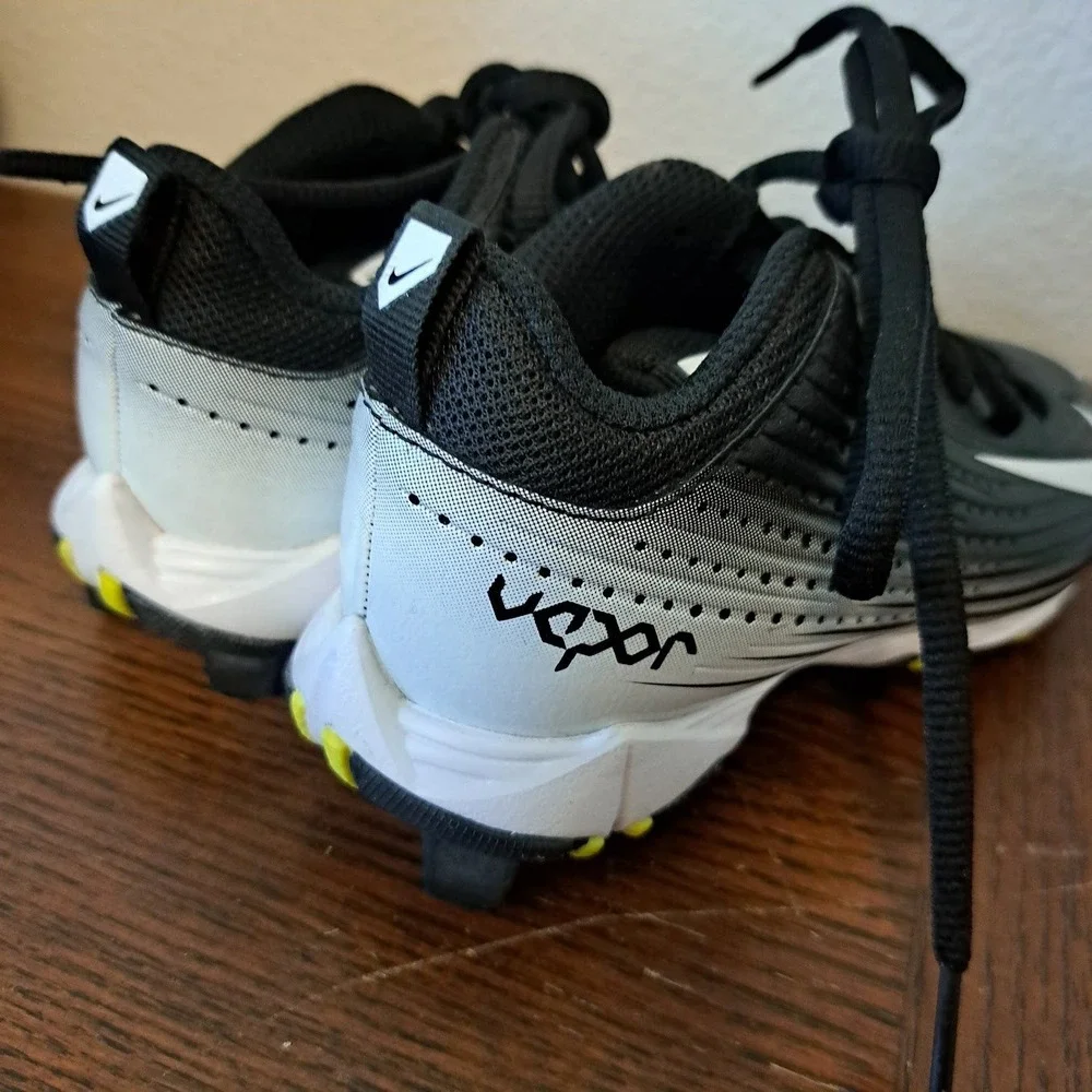 Nike Vapor Ultrafly Keystone Kids Baseball Cleats Black White 844862-010 10C